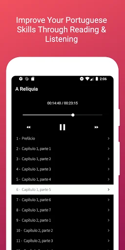 Portuguese audiobook player interface showing 'A Reliquia' with play controls and chapter list for language learning